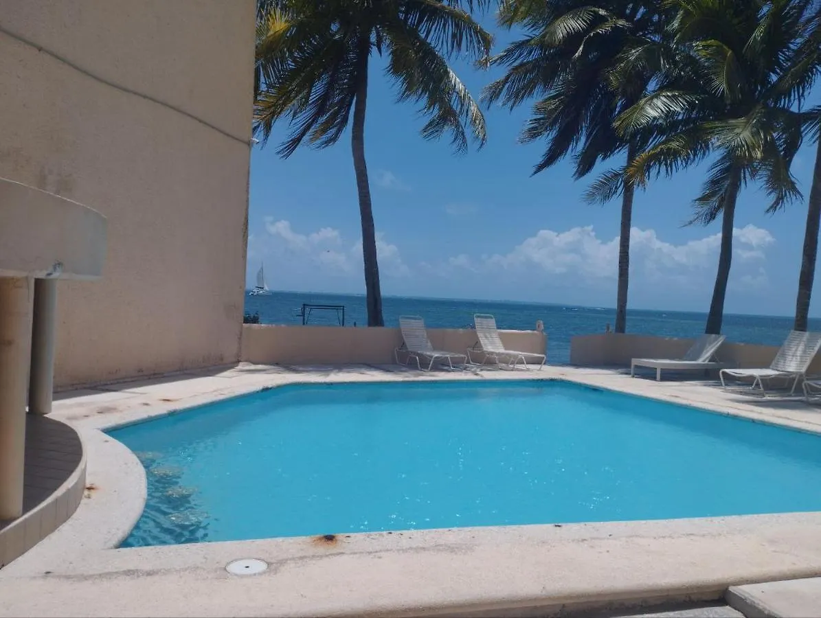 Oceanview Apartment Hopelchen Cancún 0*,
